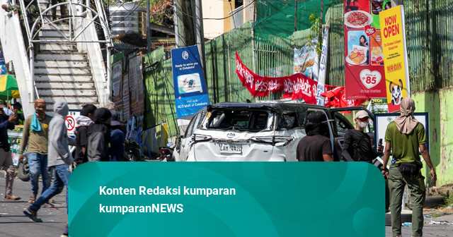 Foto: Ricuh Pemilihan Parlemen BARMM Filipina, Mobil Diduga Bawa Senjata Dirusak