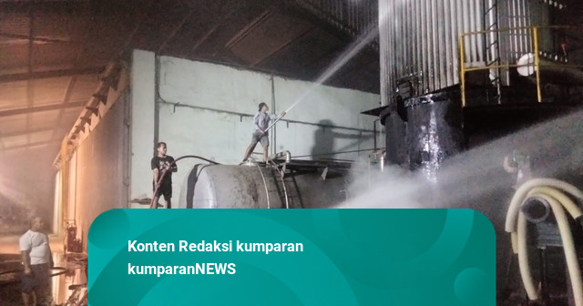 Pabrik Mebel Milik Keluarga Jokowi di Sragen Terbakar