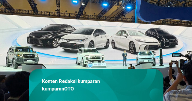 Toyota Luncurkan Land Cruiser 300 Hybrid dan bZ4X Touring di GIIAS 2026