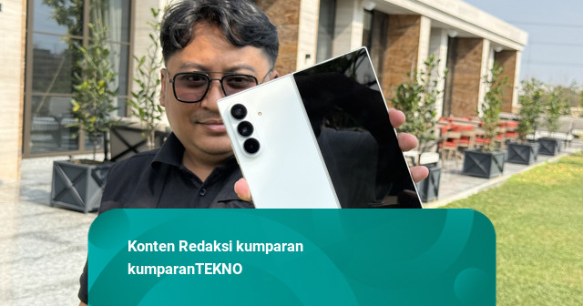 Samsung Galaxy Z Fold 8 Ultra Jadi HP Layar Lipat Terbaik Versi Consumer Reports