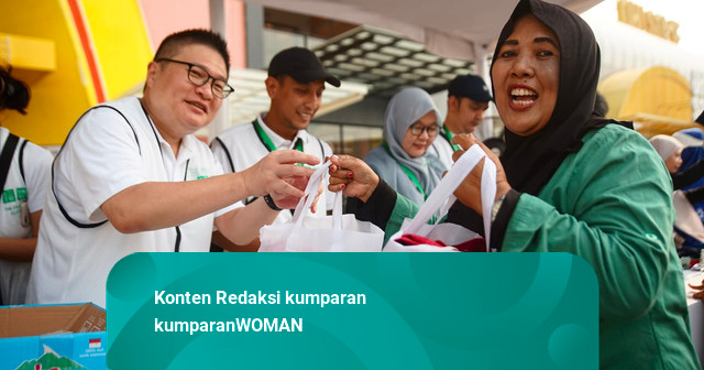 Uniqlo Donasi 12 Ribu Pakaian Layak di Bekasi, Seribu Keluarga Sambut Gembira