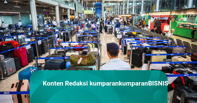 Photo: kumparan.com Thai Airways CEO dismissed after severe floods paralyze Bangkok airport