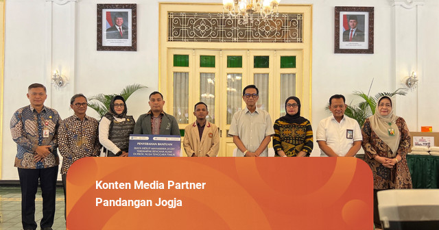 OJK DIY dan Industri Jasa Keuangan DIY Galang Rp90 Juta untuk Mahasiswa NTT
