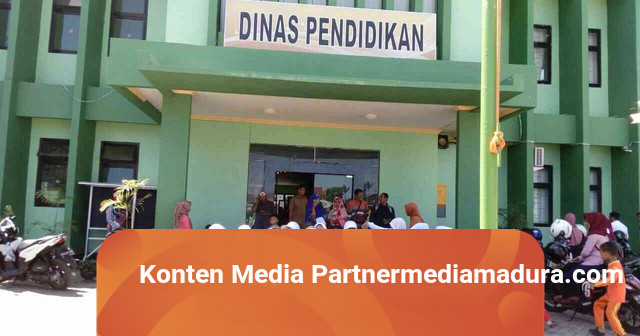 Gara-gara Ini Kantor Disdik Sumenep Diluruk Wali Murid