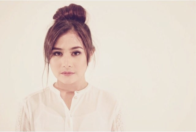 Selebriti Indonesia Prilly Latuconsina (Foto: Dok. Instagram @prillylatuconsina)