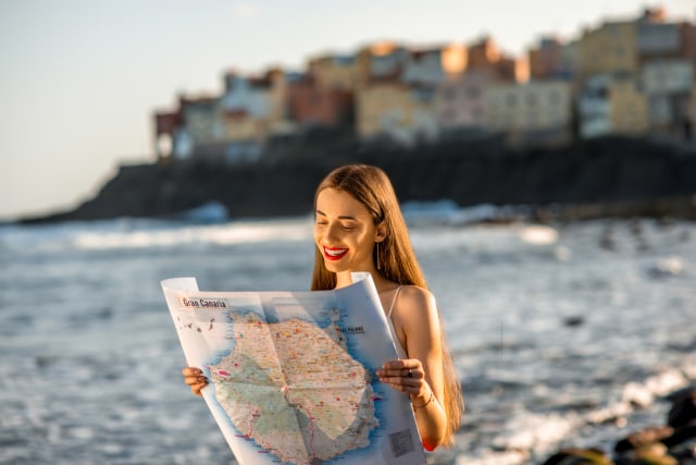 Tahukah kamu, berlibur sendirian bisa meningkatkan kemampuanmu beradaptasi. (Foto: Thinkstock)