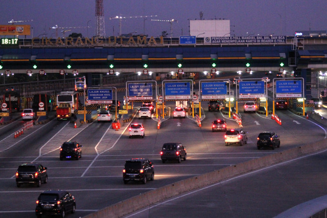 Jalan tol Cikampek terpantau lancar (Foto: Risky Andrianto/Antara)