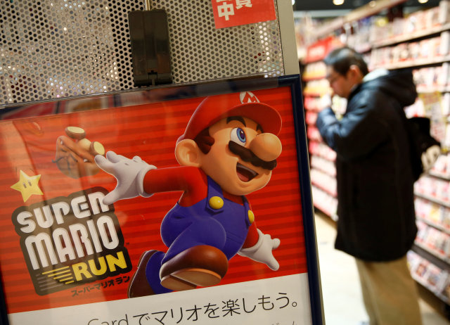 Iklan Super Mario Run di salah satu pertokoan di Jepang (Foto: Reuters)