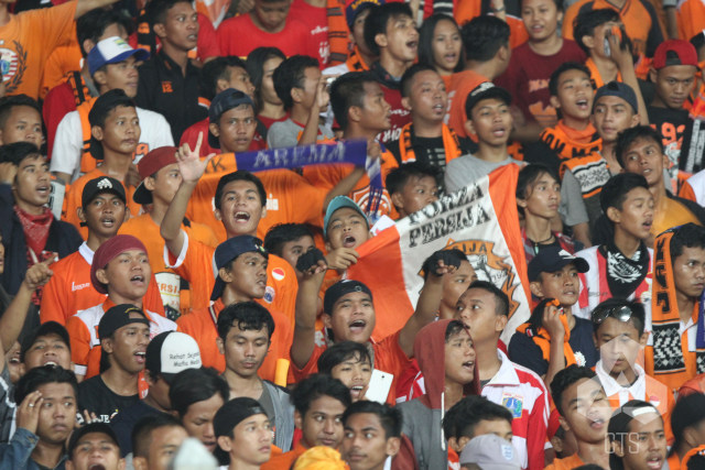 Suporter Persija, Jakmania, di Stadion GBK. (Foto: PT GTS/ISC A)