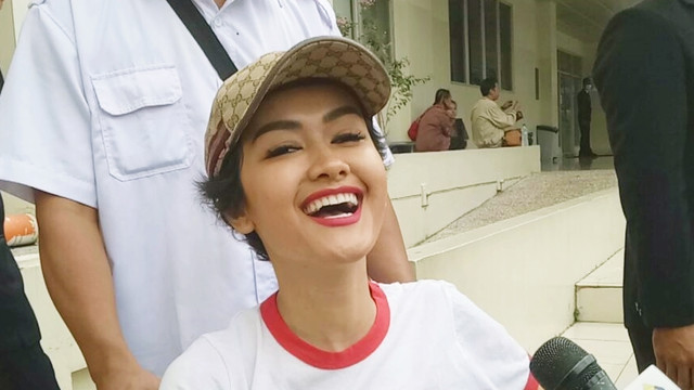Julia Perez pasca melakukan MRI. (Foto: Prabarini Kartika/kumparan)