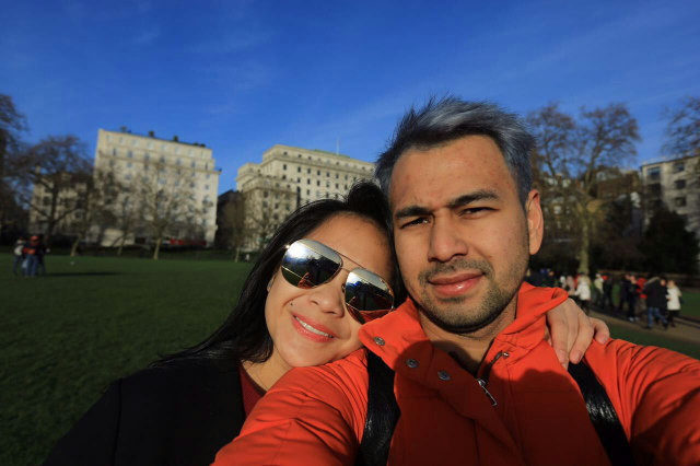 Kemesraan Raffi Ahmad dan Nagita Slavina. (Foto: istimewa/dok. Raffi Ahmad)