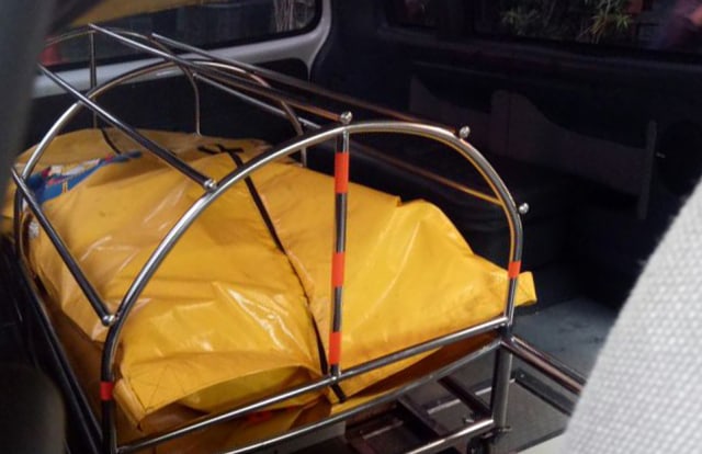 Jenazah Toto Suharto, karyawan Hotel Paragon (Foto: Aria Pradana/kumparan)