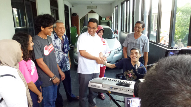 Anies akan sediakan KJP Plus untuk anak difabel (Foto: Wandha Hidayat/kumparan)