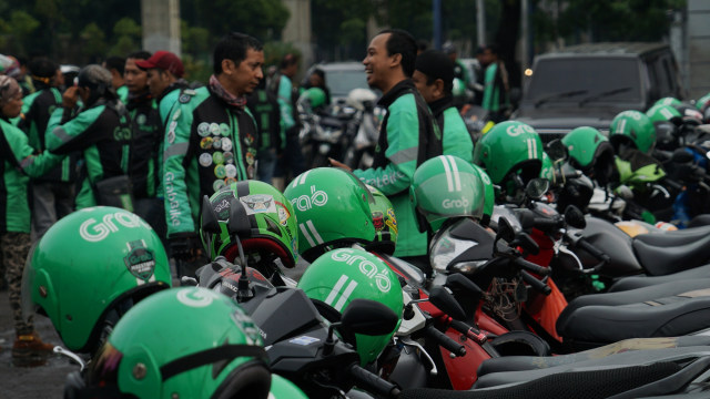 Pengemudi Grab berkumpul di Senayan. (Foto: Aditia Noviansyah/kumparan)