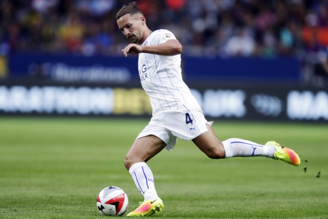 Drinkwater kala membela Leicester. (Foto: Getty Images)