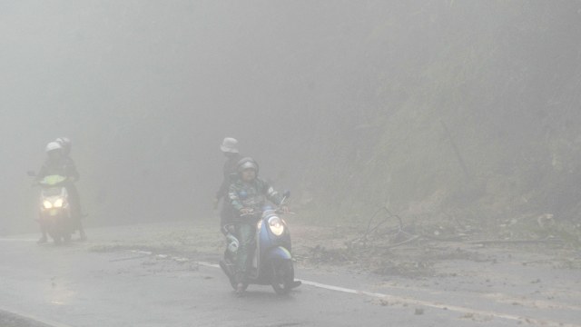 Ilustrasi kabut (Foto: ANTARA/Iggoy El Fitra)