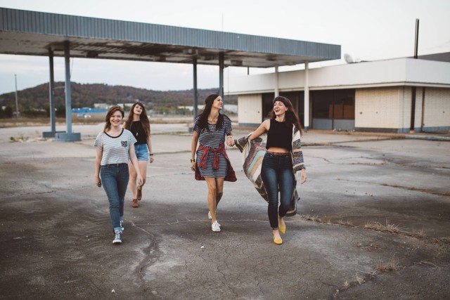 Ilustrasi fans K-Pop remaja. (Foto: Unsplash/Pixabay)