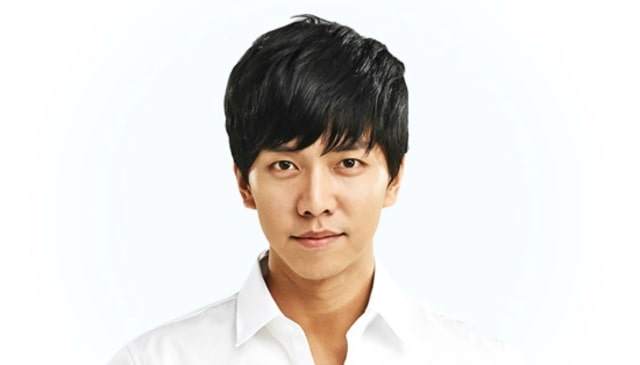 Lee Seung Gi menjalani wamil sejak 2016. (Foto: leeseunggi.com)