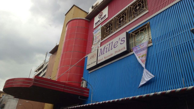 Klub malam di Mangga Besar (Foto: Aldis Tannos/kumparan)