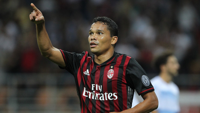 Carlos Bacca tidak lagi kerasan di Milan. (Foto: Getty Images/Marco Luzzani)