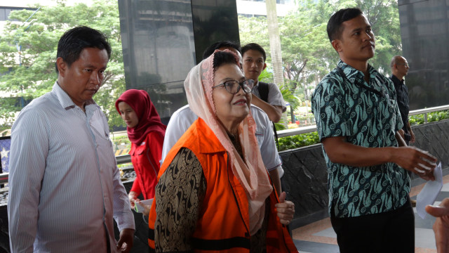 Siti Fadilah Supari diperiksa KPK (Foto: Fanny Kusumawardhani/kumparan)