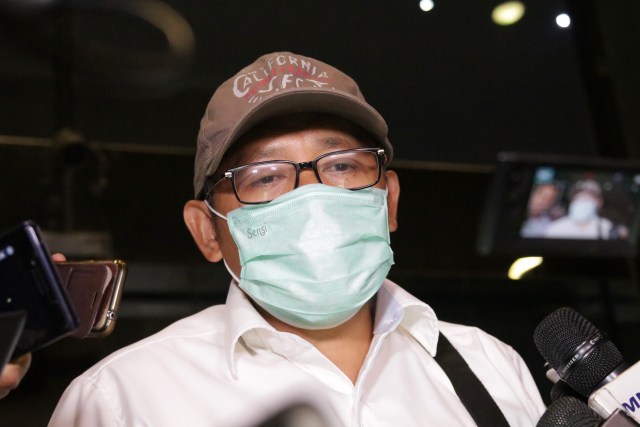 Anas memberikan keterangan seusai diperiksa KPK. (Foto: Fanny Kusumawardhani/kumparan)