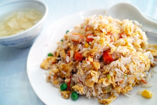 Nasi goreng adalah makanan khas Indonesia. (Foto: pixabay.com)