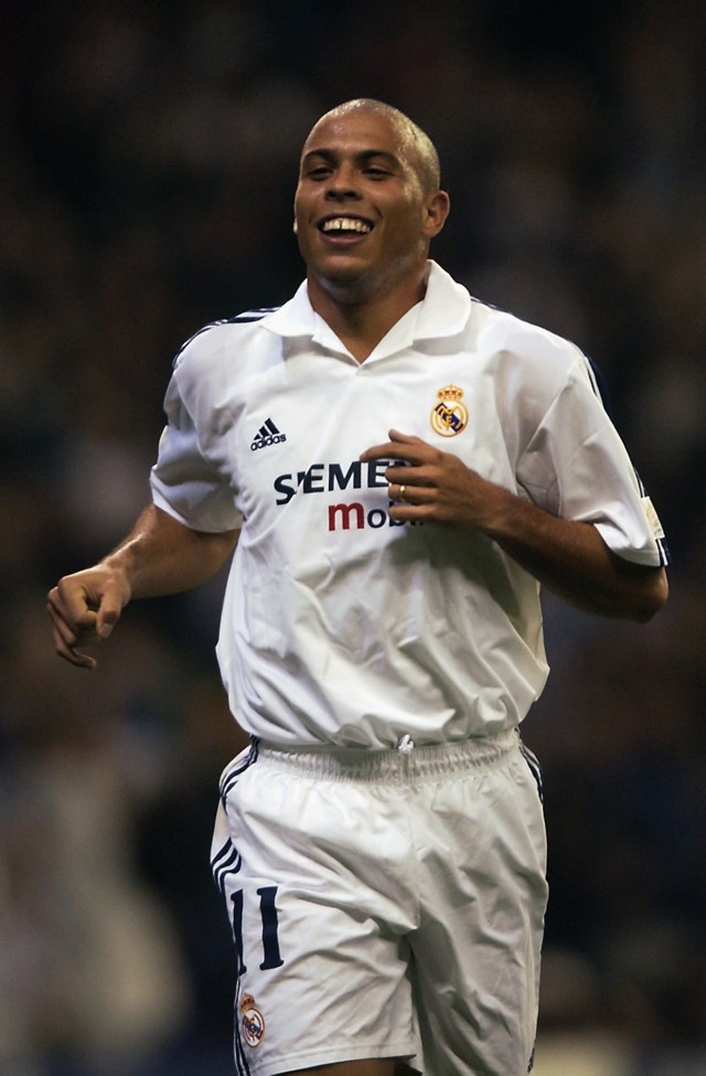 Ronaldo de Lima saat memperkuat Real Madrid (Foto: Stuart Franklin)