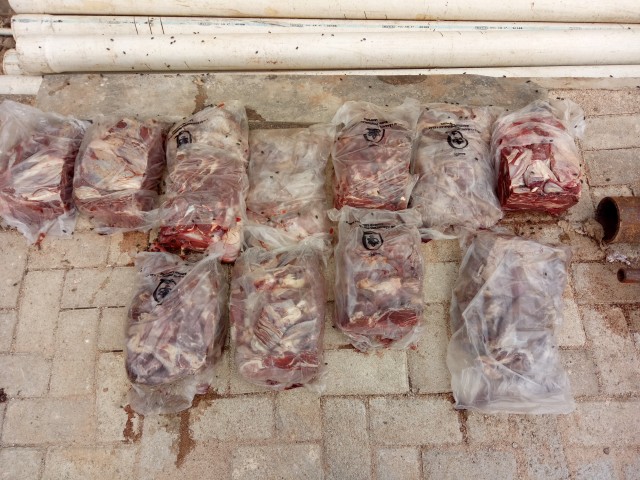 Daging kerbau yang dimusnahkan. (Foto: Nadia Riso/kumparan)