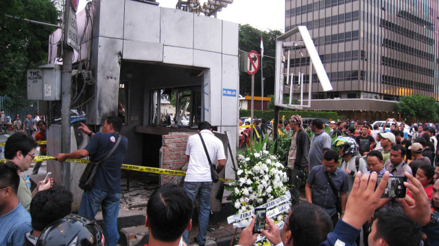Pos polisi yang diserang dalam aksi bom Thamrin (Foto: Gunawan Kartapranata/wikimedia commons)