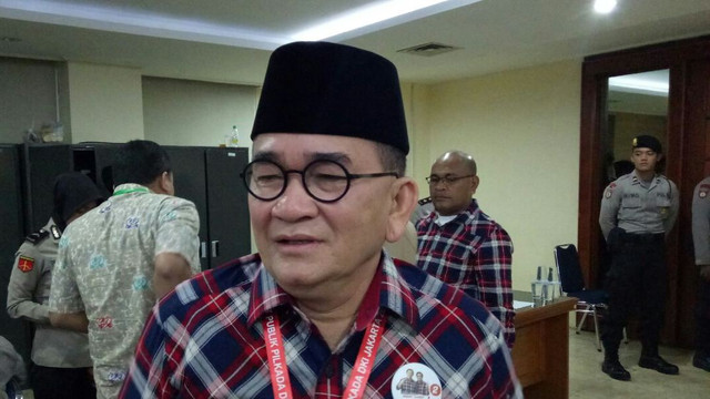 Ruhut Sitompul mengahdiri sidang Ahok. (Foto: Taufik Rahadian/kumparan)