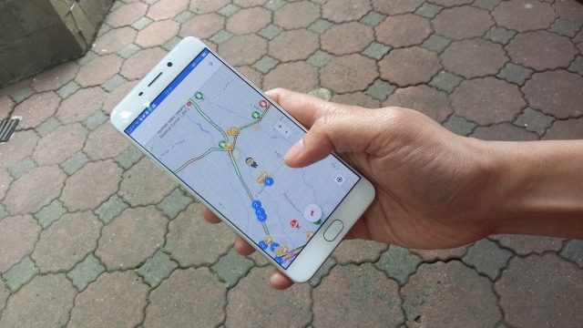 Tampilan peta pada aplikasi Qlue. (Foto: Muhammad Fikrie/kumparan)