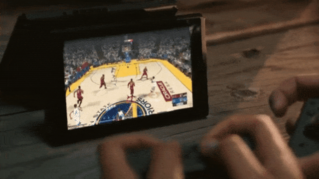 Bermain NBA 2K18 di Nintendo Switch (Foto: Dok. Youtube Nintendo)