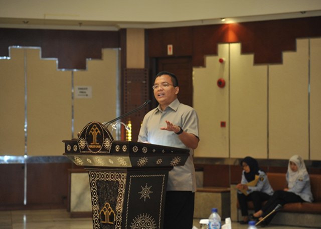 Denny Indrayana (Foto: Facebook Denny Indrayana)