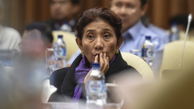 Susi Pudjiastuti saat raker dengan komisi IV DPR (Foto: Hafidz Mubarak/Antara)