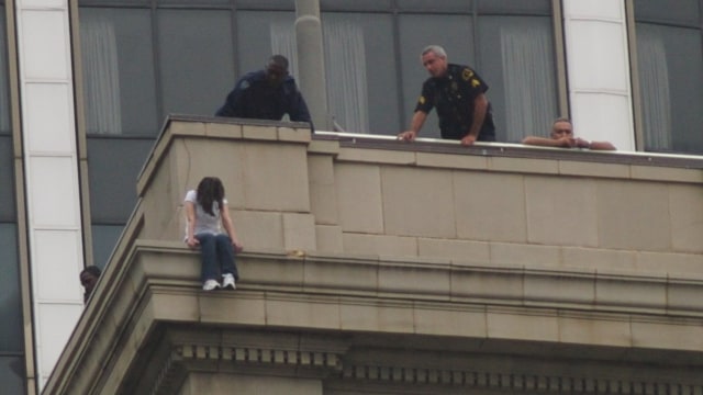 Ilustrasi orang berniat bunuh diri (Foto: Common Wikimedia)