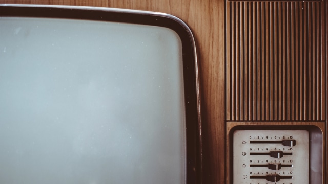 Televisi (Ilustrasi) (Foto: Pawel Kadysz/Unsplash)