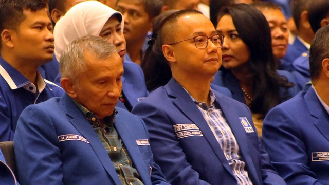 Sekjen PAN Eddy Soeparno bersama Amien Rais. (Foto: http://eddysoeparno.com)