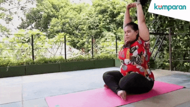 Hatha yoga untuk pernafasan. (Foto: Resnu Dwi Andika/kumparan)