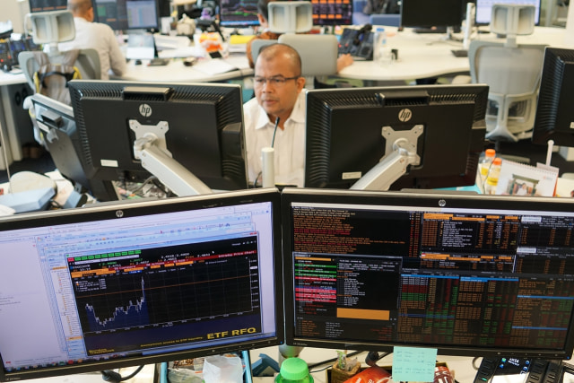 Pantauan IHSG dari May Bank, Jakarta. (Foto: Aditia Noviansyah/kumparan)