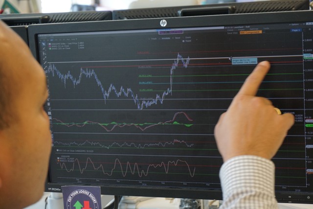Pantauan IHSG. (Foto: Aditia Noviansyah/kumparan)