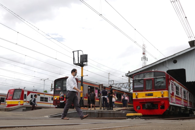 Krl commuter line di Stasiun Bogor. (Foto: Fanny Kusumawardhani/kumparan)
