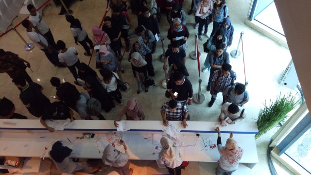 Para pengunjung LPDP Edufair 2017 (Foto: Anggi Dwiky Darmawan/kumparan)