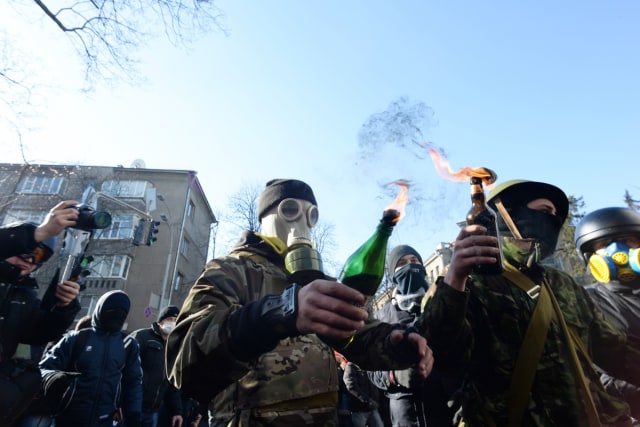 Ilustrasi bom molotov. (Foto: Wikimedia Commons)