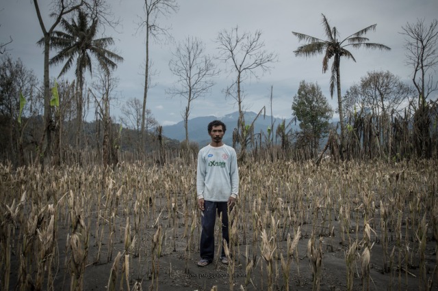 Foto Ocha dalam kisah The Aftermath of Mount Kelud (Foto: Rosa Panggabean/2014)