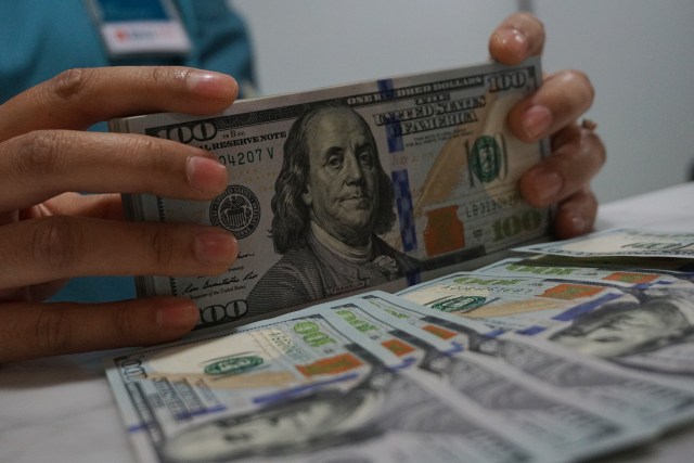 Ilustrasi uang Dolar. (Foto: Aditia Noviansyah/kumparan)