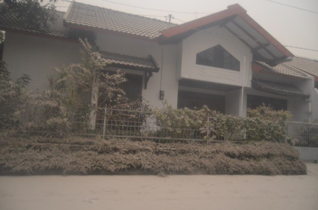 Kesurupan di Rumah Sendiri (1)
