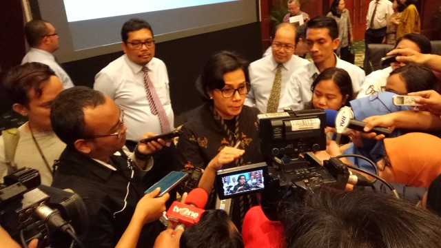 Sri Mulyani memberi keterangan kepada wartawan. (Foto: Anggi Dwiky Darmawan/)