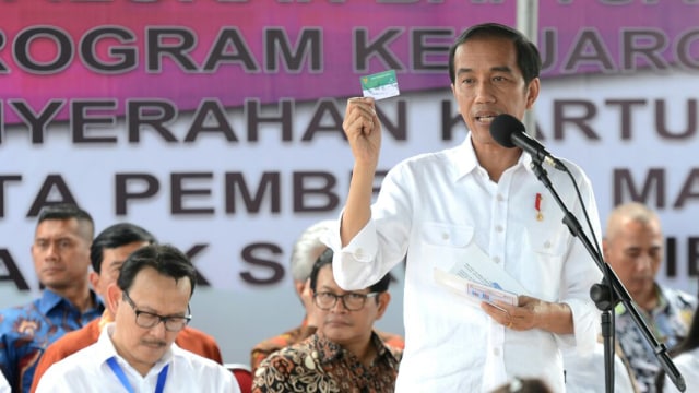 Jokowi mensosialisasikan Kartu Indonesia Sehat Foto: Dok. Biro Pers Istana