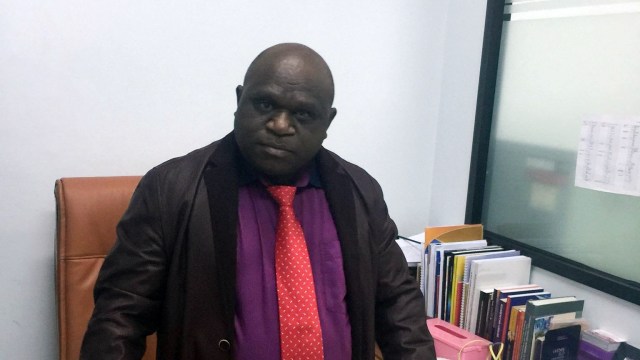 Natalius Pigai, Komisioner Komnas HAM (Foto: Facebook/ Natalius Pigai)